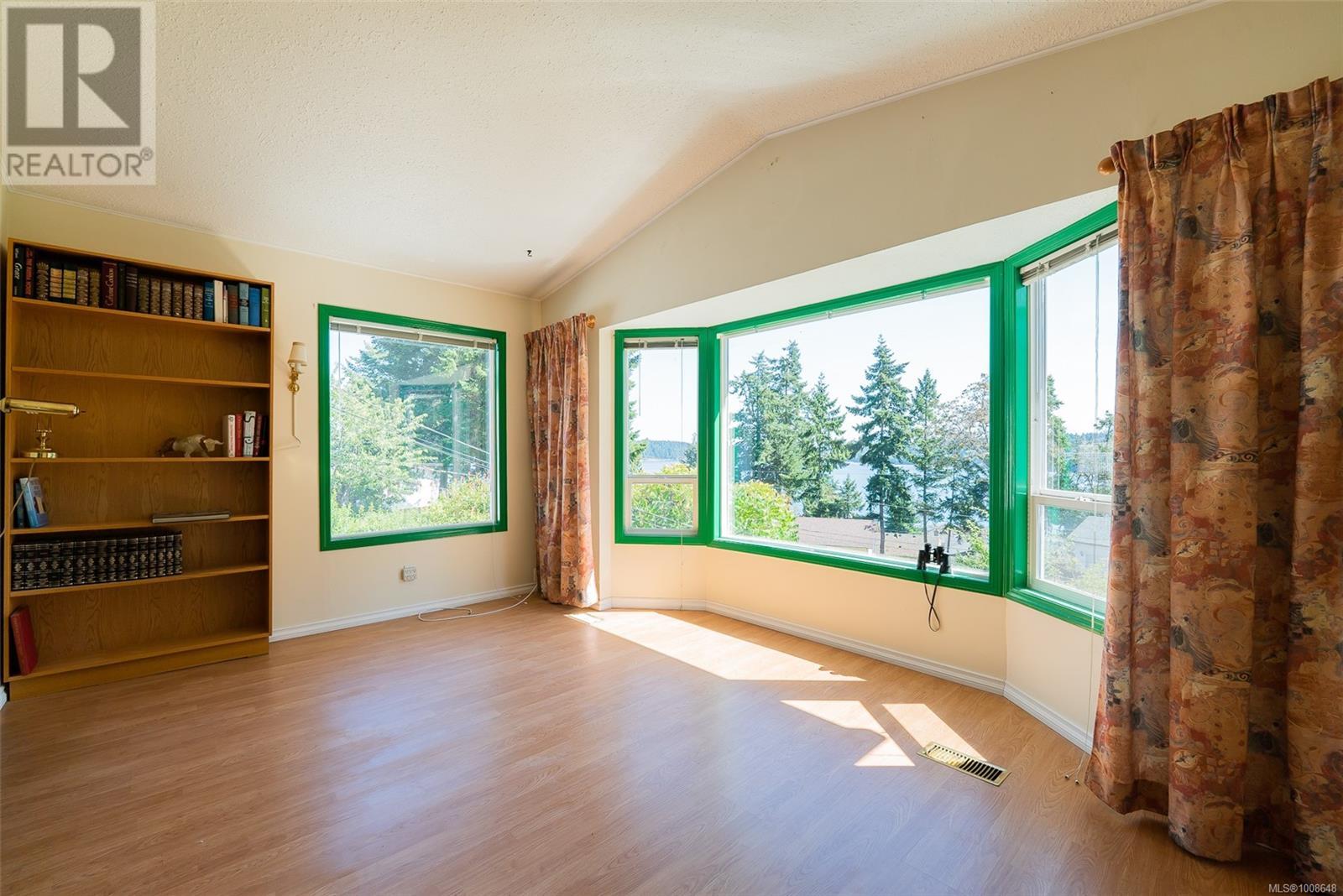 1367 LINCOLN GREEN PL - Image 5