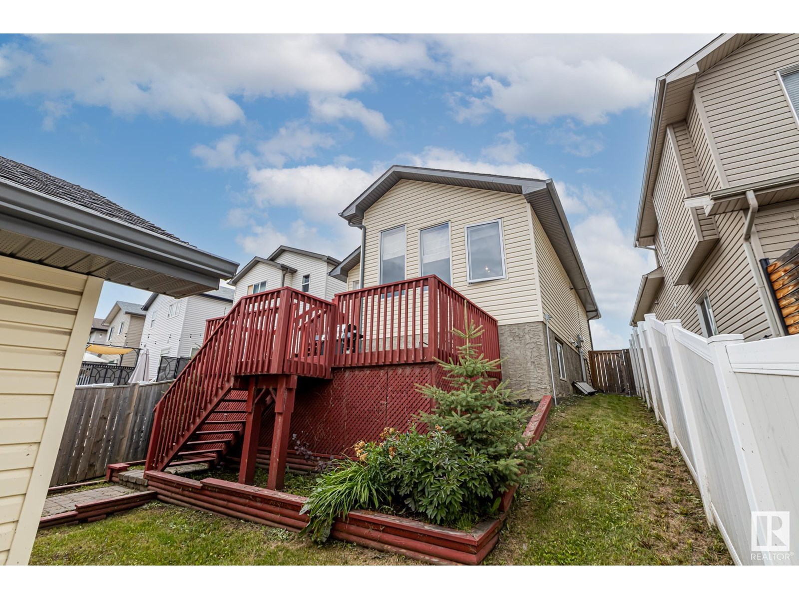 Photo 8 of 359 Brintnell Bv Nw, Edmonton AB