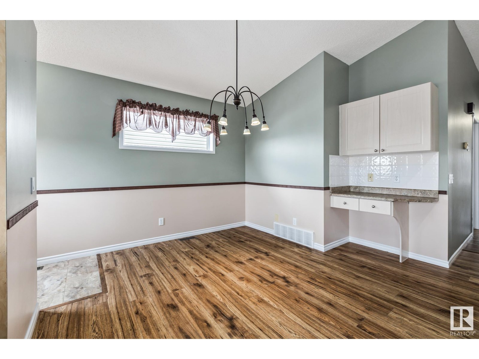 Photo 19 of 359 Brintnell Bv Nw, Edmonton AB