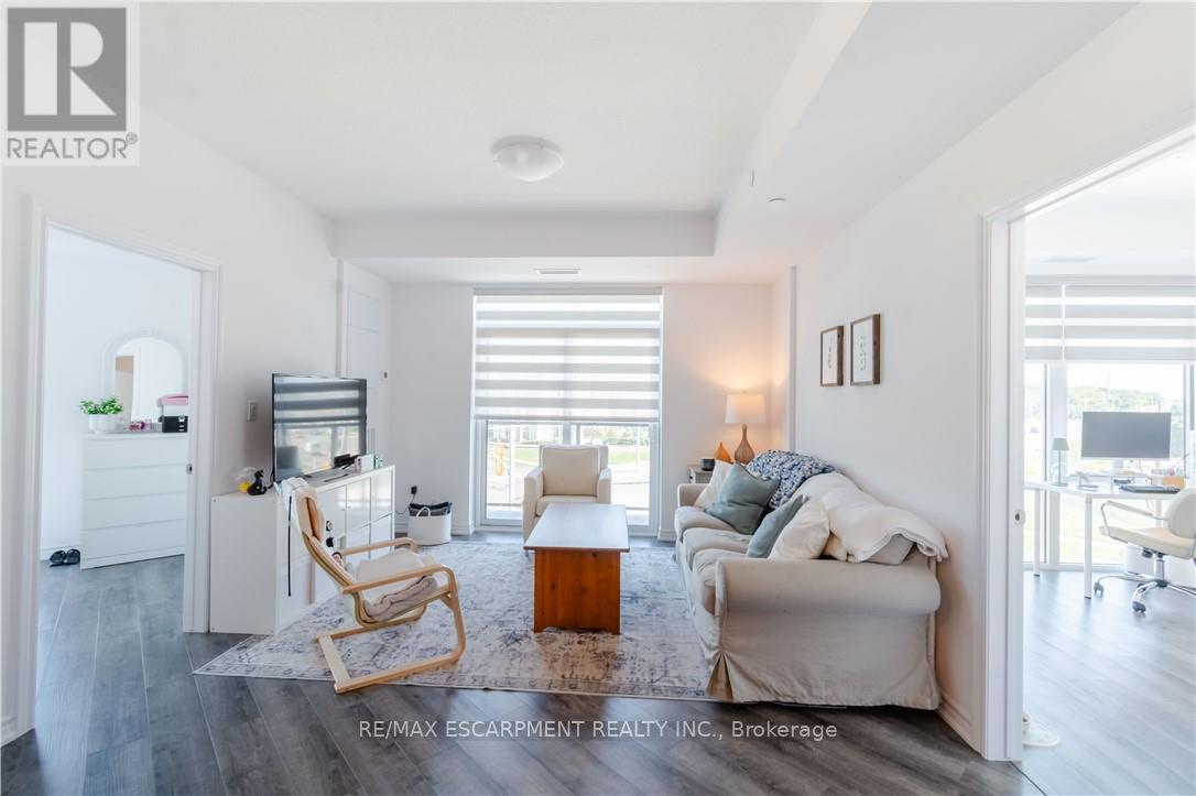 Photo 12 of 333 10 Mallard Trail, Hamilton ON