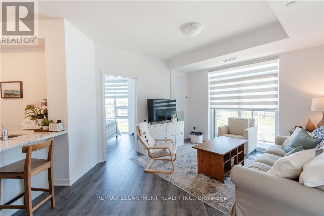 Photo 13 of 333 10 Mallard Trail, Hamilton ON