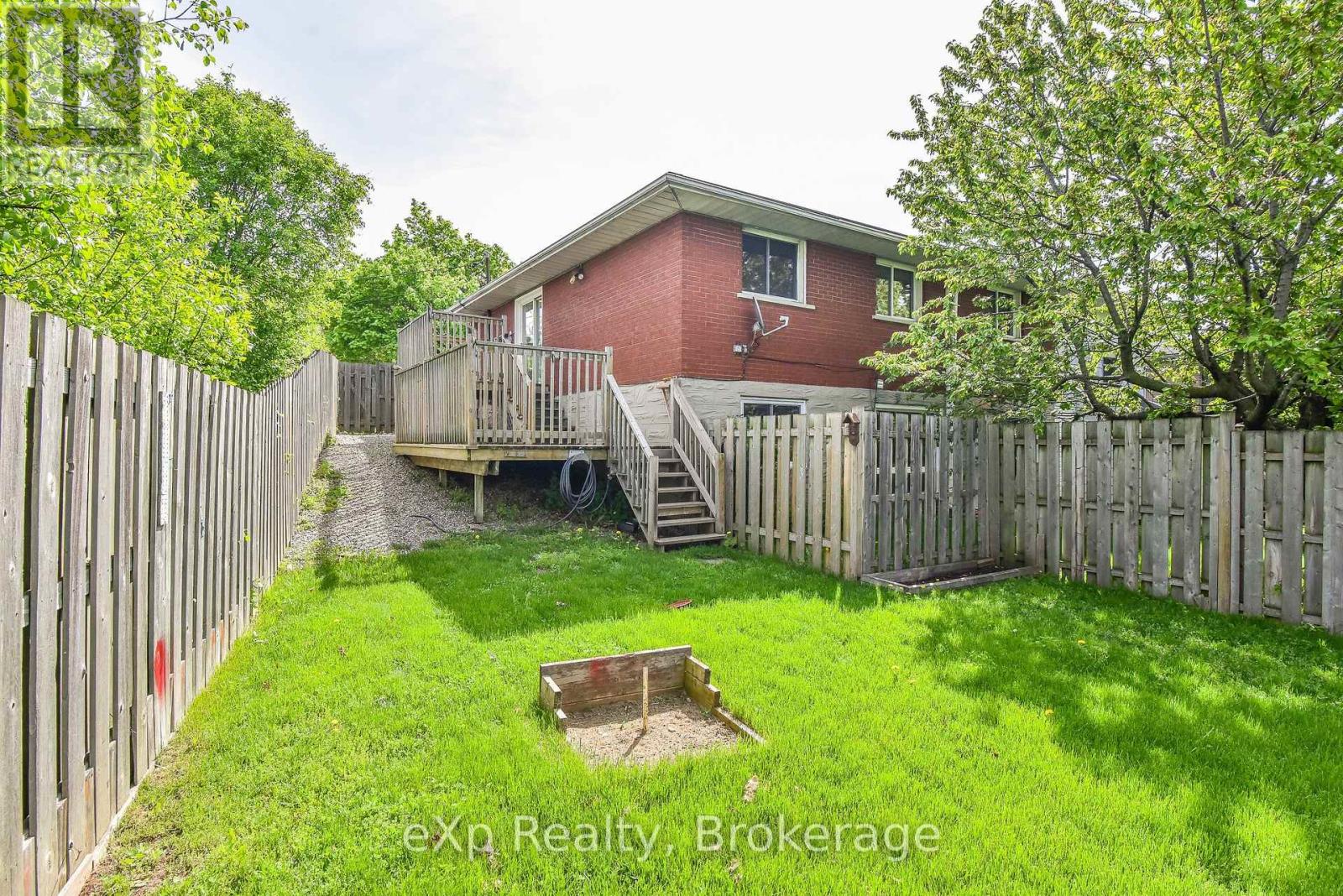 Photo 23 of 373 Hillcrest Road, Cambridge ON