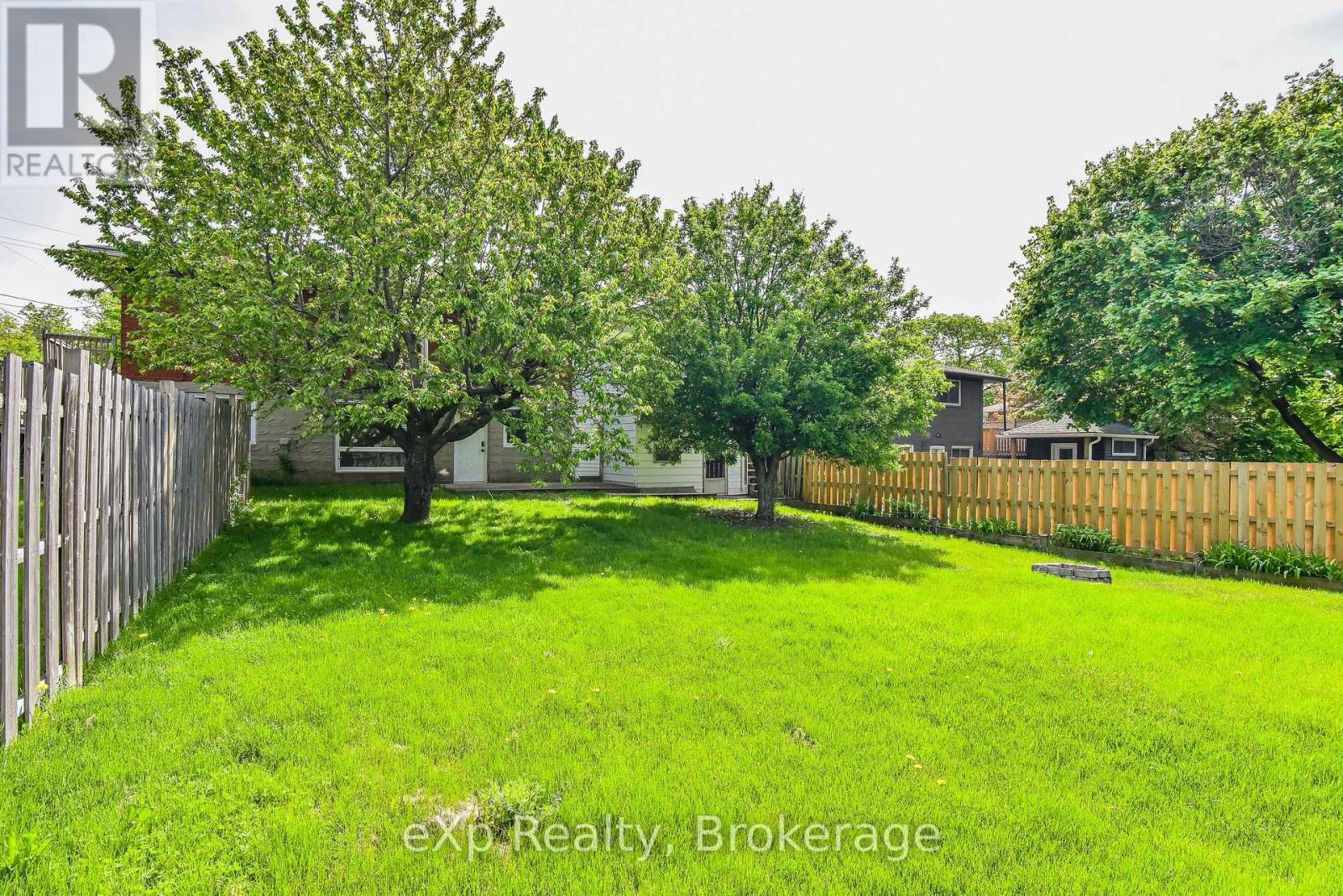 Photo 45 of 373 Hillcrest Road, Cambridge ON
