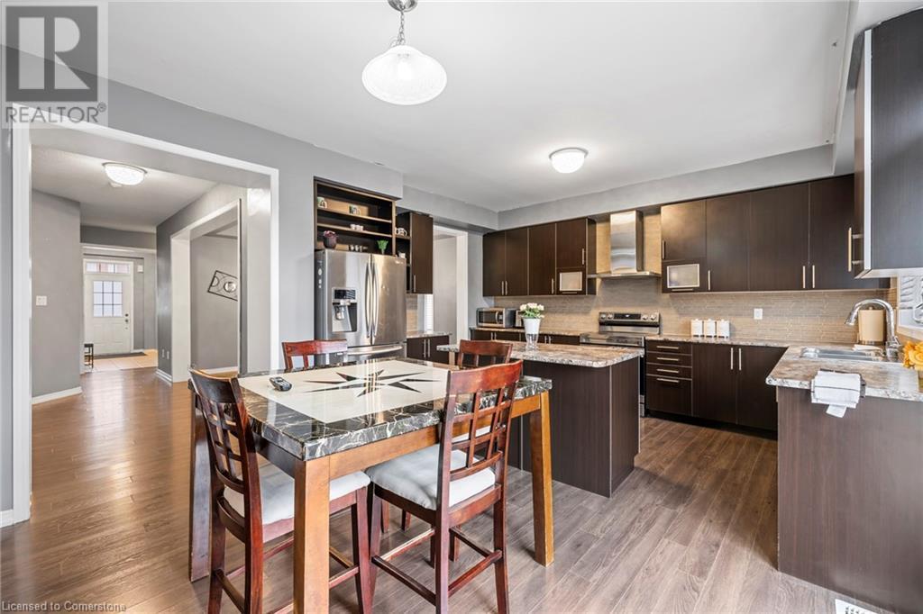 Photo 12 of 20 Gillespie Drive, Brantford ON