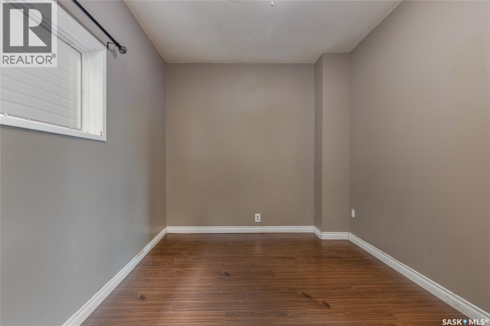 Photo 15 of 1103 4th Avenue Ne, Moose Jaw SK