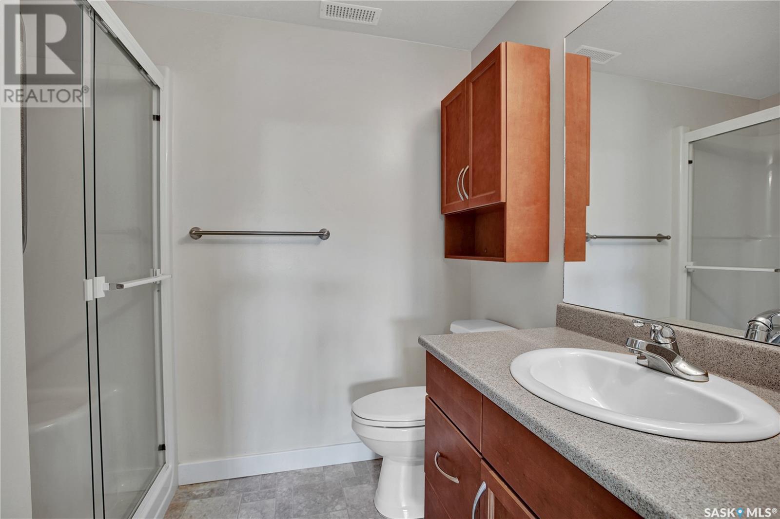 Photo 14 of 215 110 Hampton Circle, Saskatoon SK