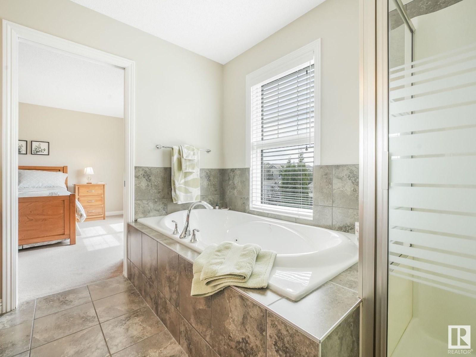 Photo 72 of 1615 Kerr Rd Nw, Edmonton AB