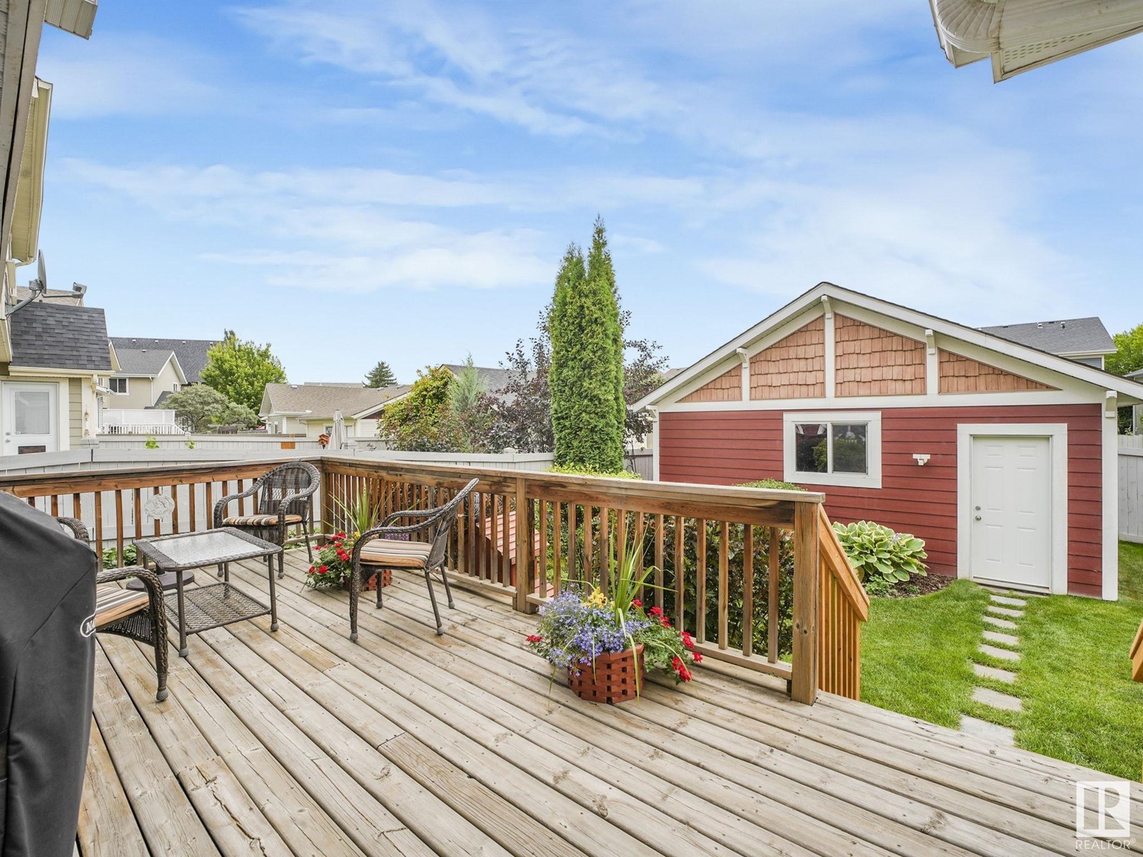 Photo 17 of 1615 Kerr Rd Nw, Edmonton AB
