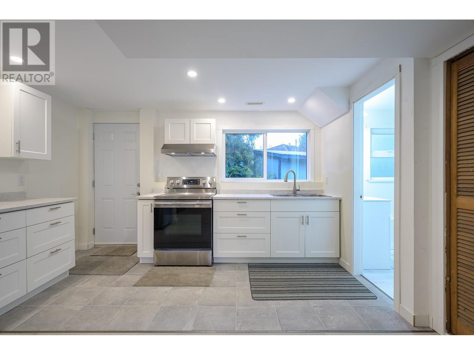 5153 CLIFF DRIVE, Delta real estate listing R3007554
