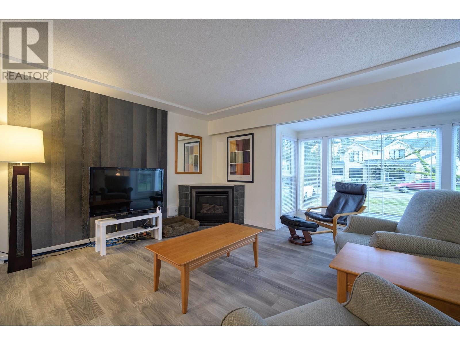 5153 CLIFF DRIVE, Delta real estate listing R3007554