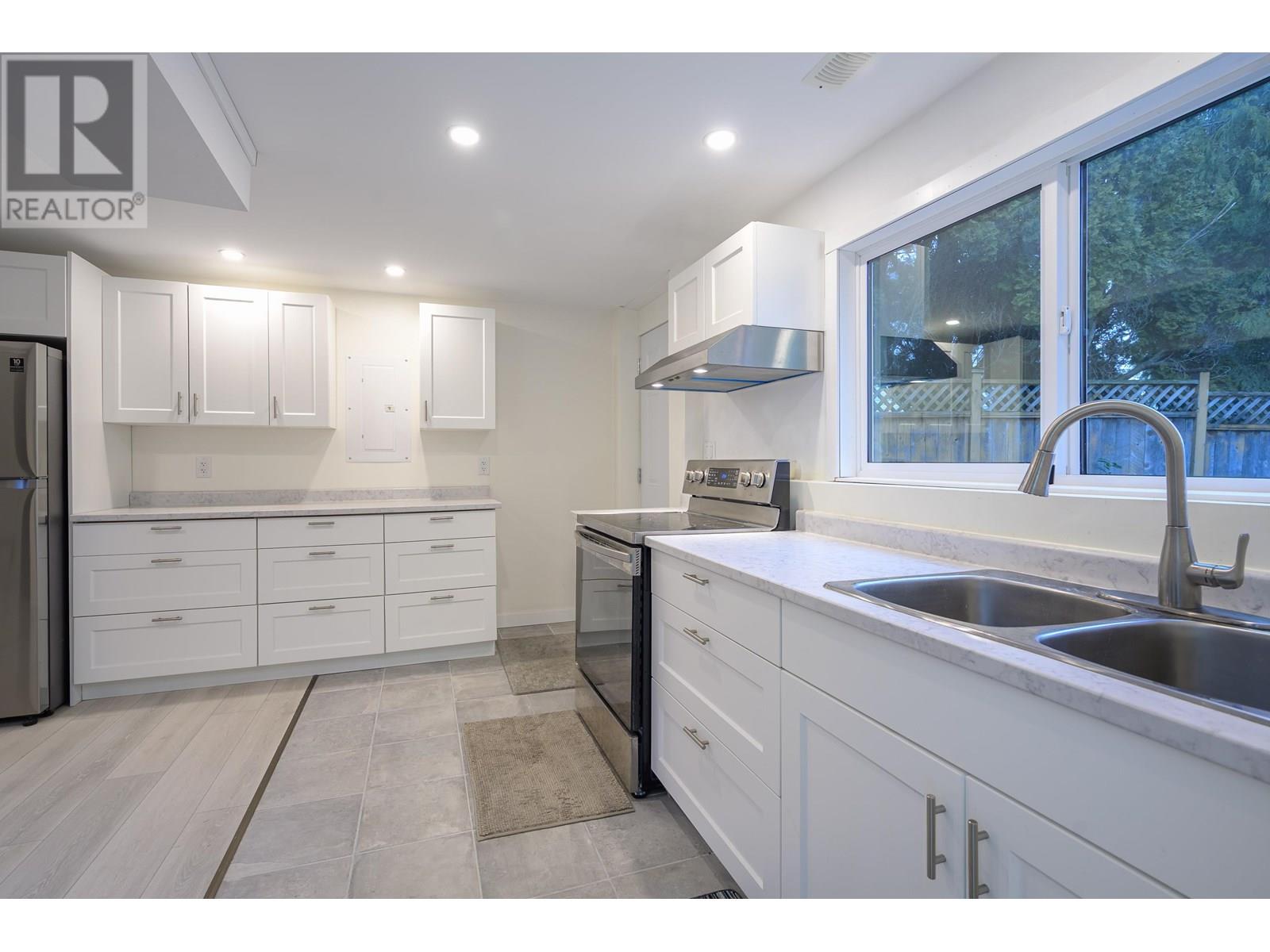 5153 CLIFF DRIVE, Delta real estate listing R3007554