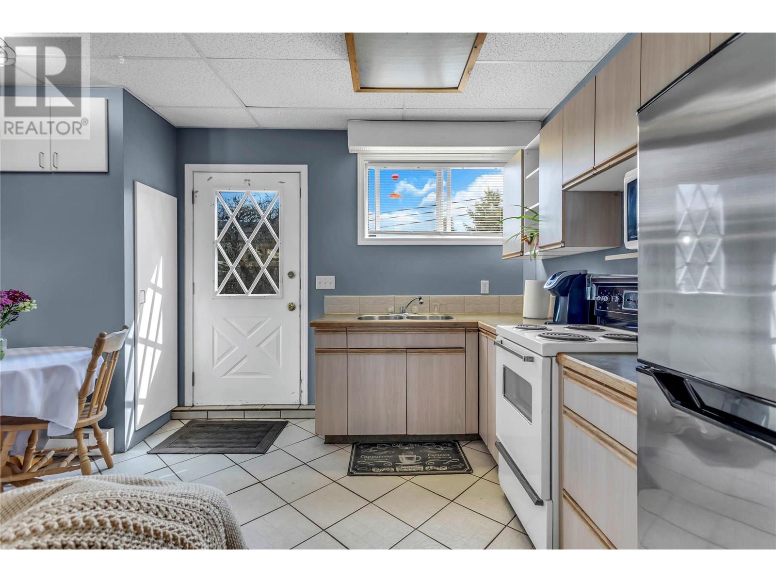  4660 Scotty Creek Road, Kelowna