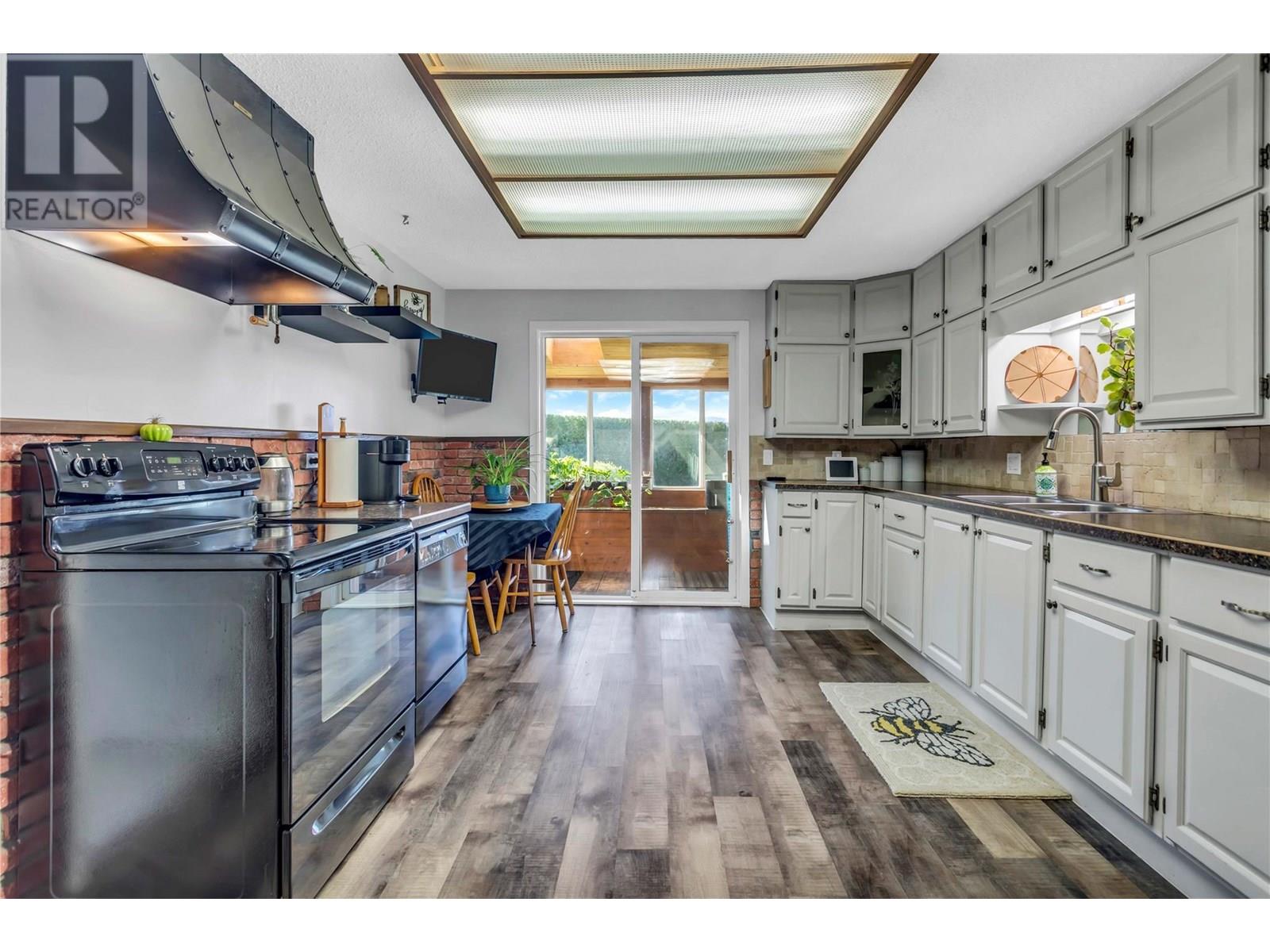  4660 Scotty Creek Road, Kelowna