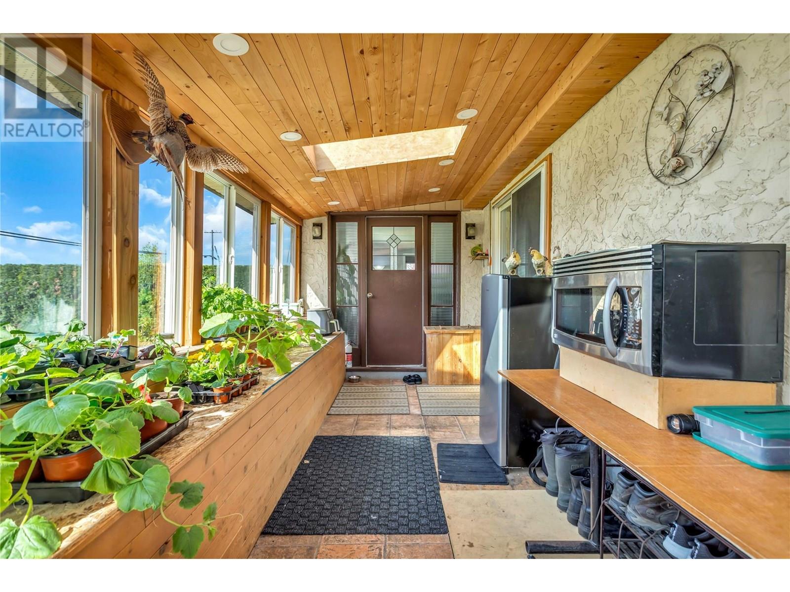  4660 Scotty Creek Road, Kelowna