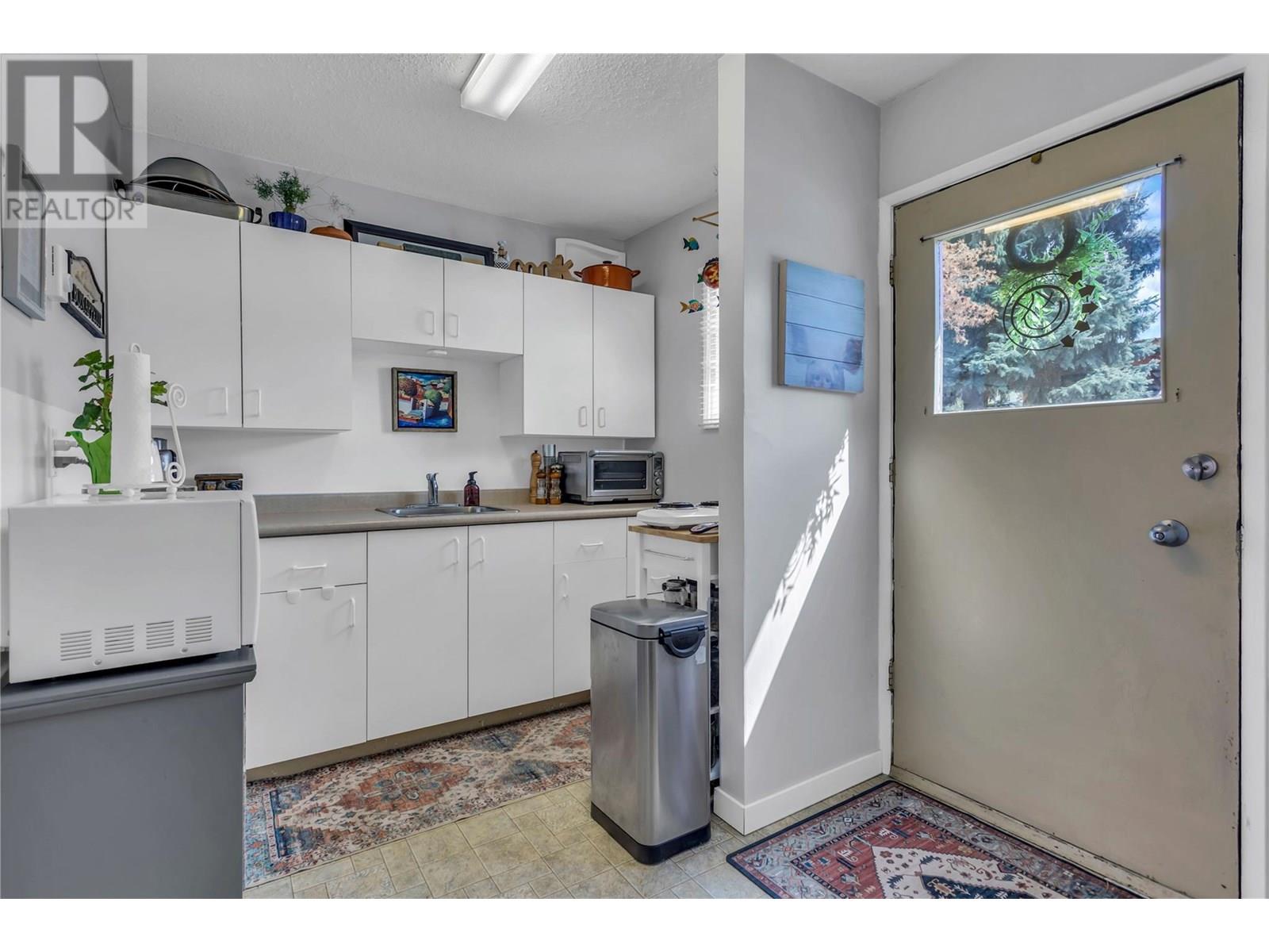  4660 Scotty Creek Road, Kelowna