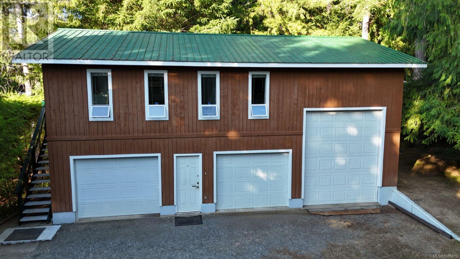 11267 Lakeshore Rd - 18