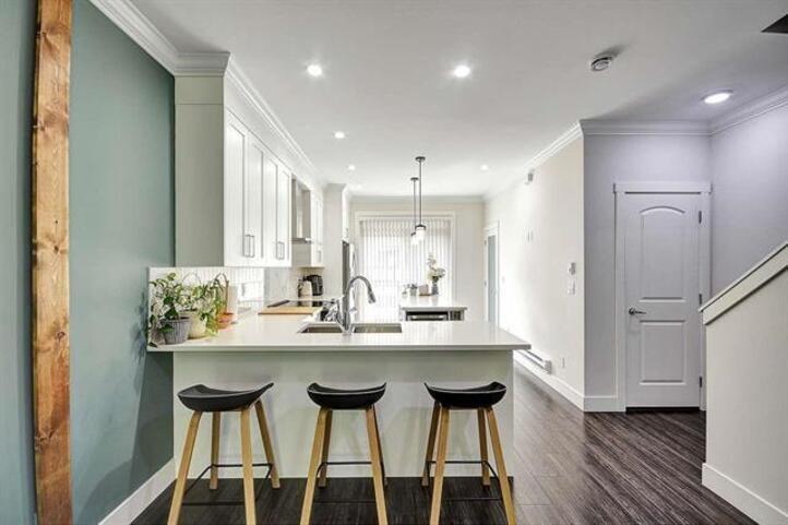 Photo 2 of 128 13898 64 Avenue, Surrey BC