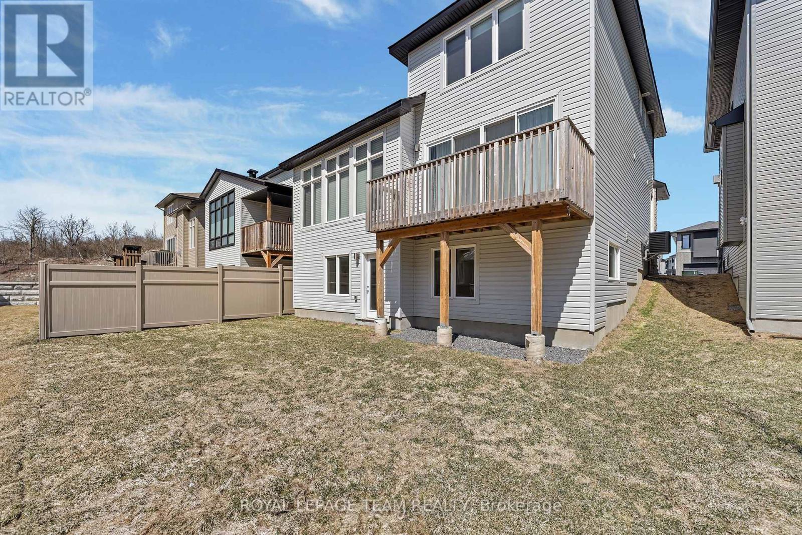 Photo 28 of 279 Ketchikan Crescent, Ottawa ON