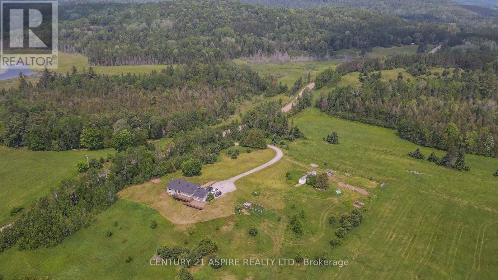 Photo 26 of 2112 Schutt Road, Brudenell Lyndoch And Raglan ON