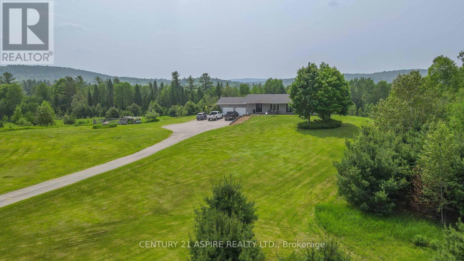 Photo 28 of 2112 Schutt Road, Brudenell Lyndoch And Raglan ON