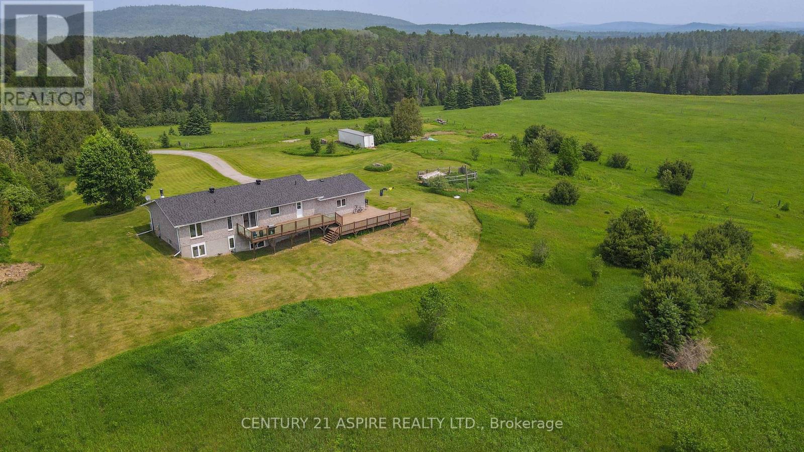 Photo 3 of 2112 Schutt Road, Brudenell Lyndoch And Raglan ON