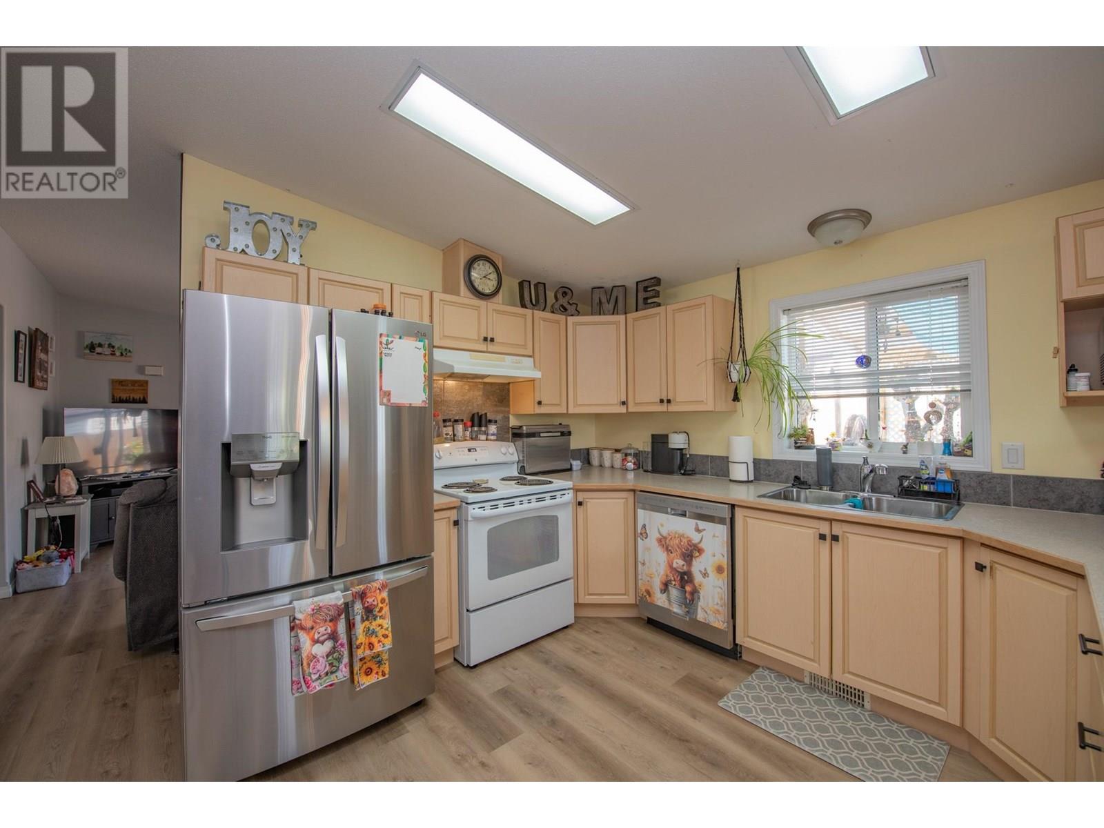 Photo 31 of 1713 15 Avenue, Vernon BC