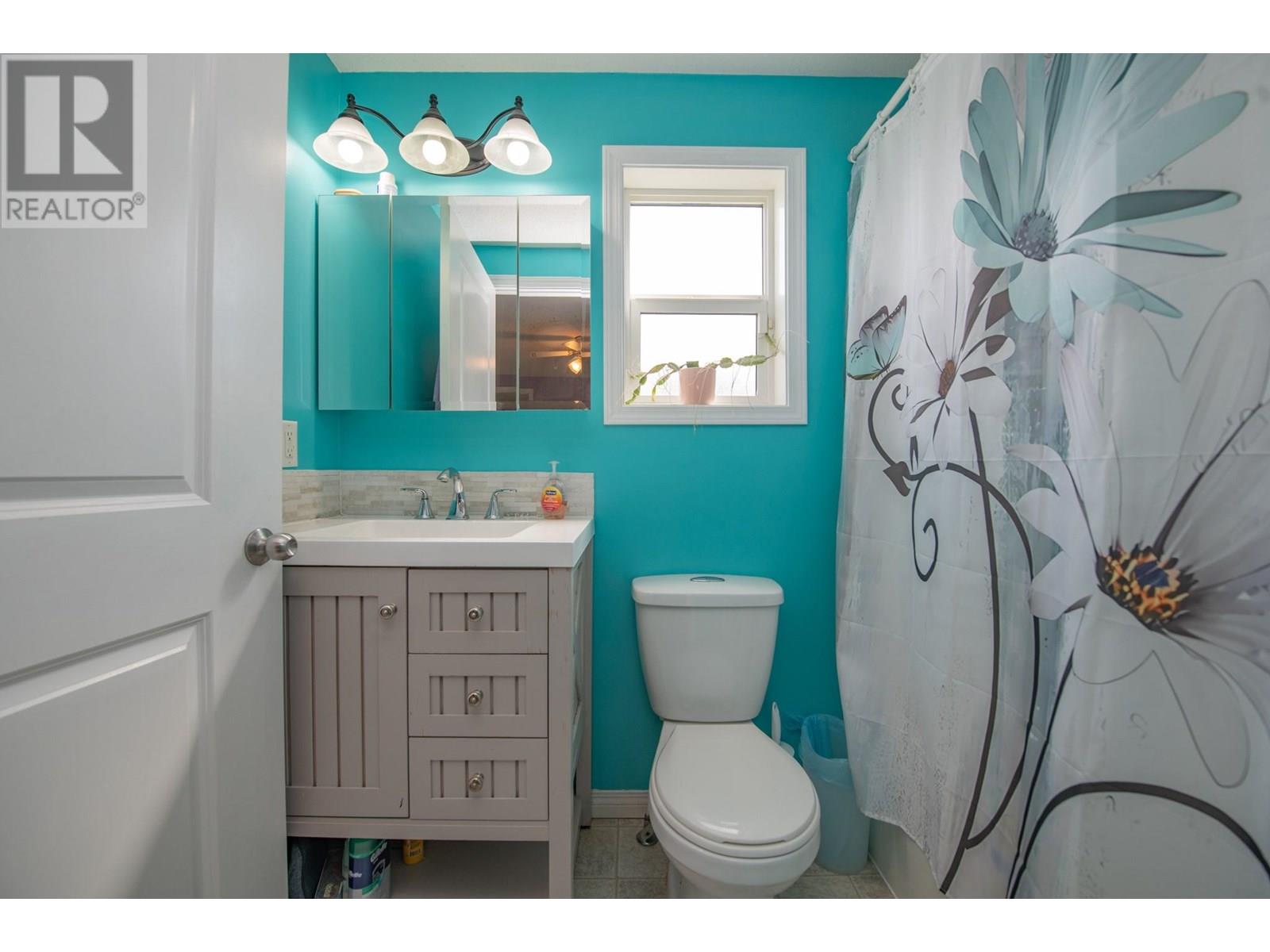 Photo 46 of 1713 15 Avenue, Vernon BC