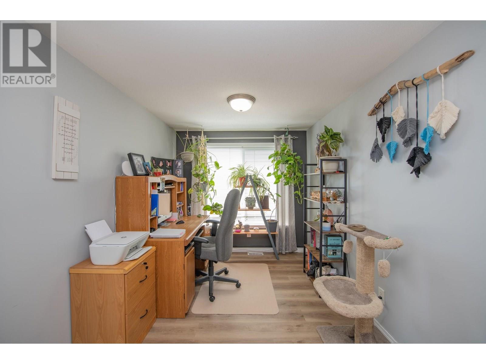 Photo 10 of 1713 15 Avenue, Vernon BC