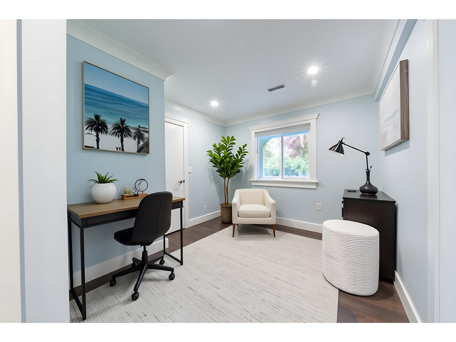 Photo 10 of 14092 Crescent Road, Surrey BC