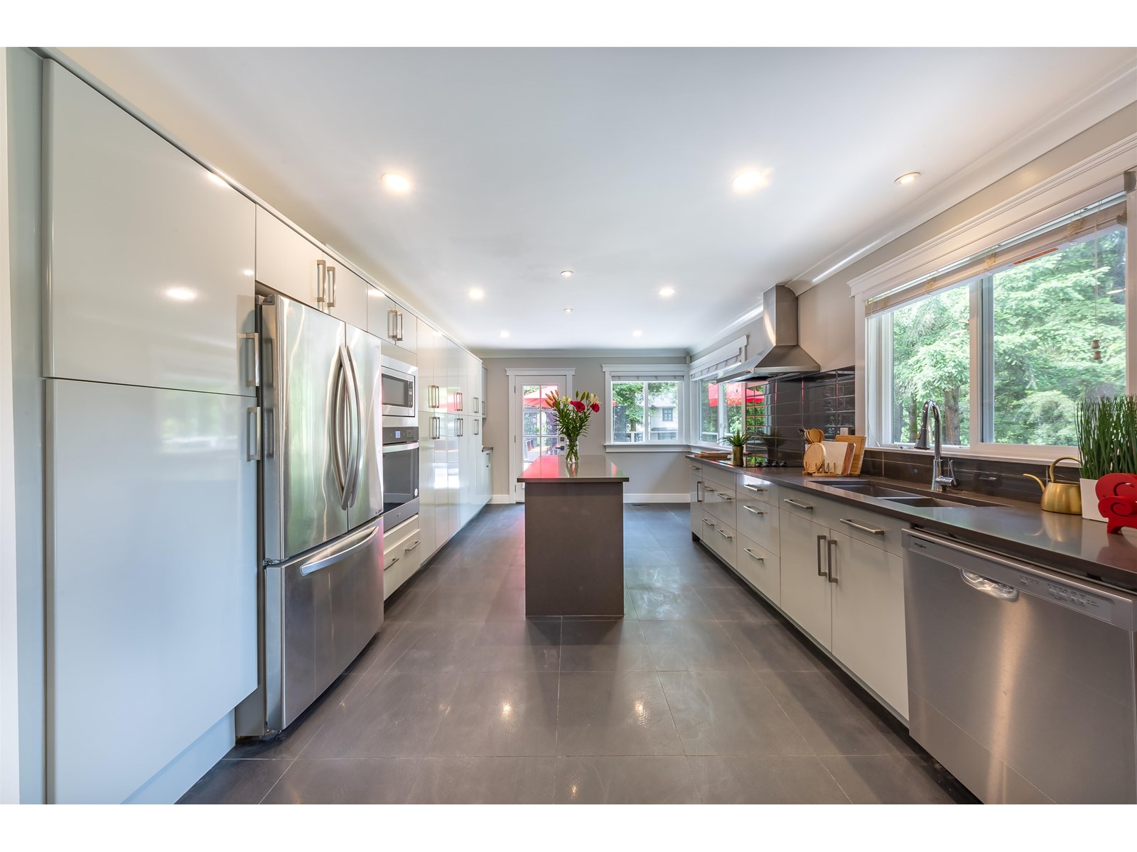Photo 17 of 14092 Crescent Road, Surrey BC