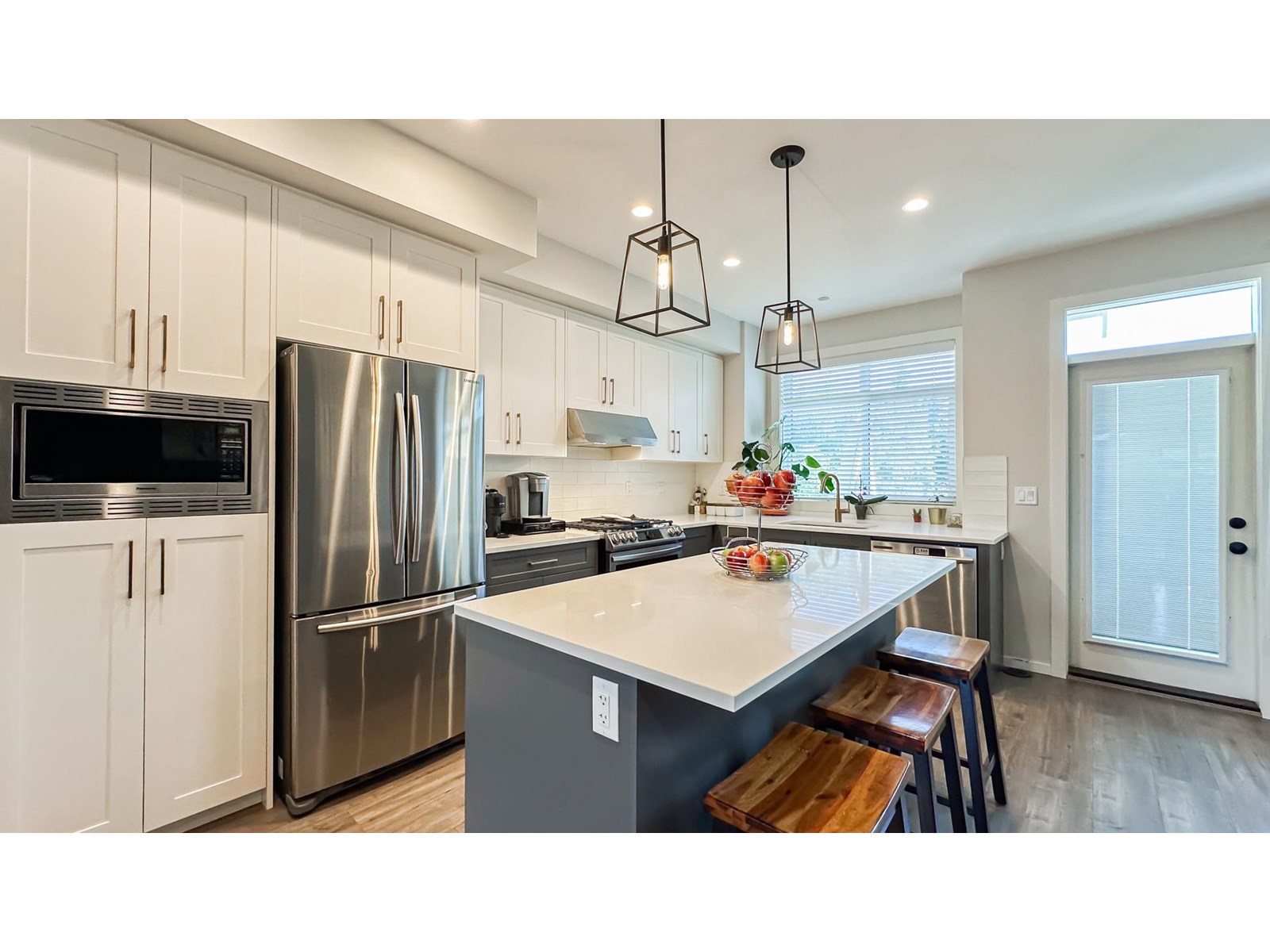 Photo 23 of 20 17557 100 Avenue, Surrey BC