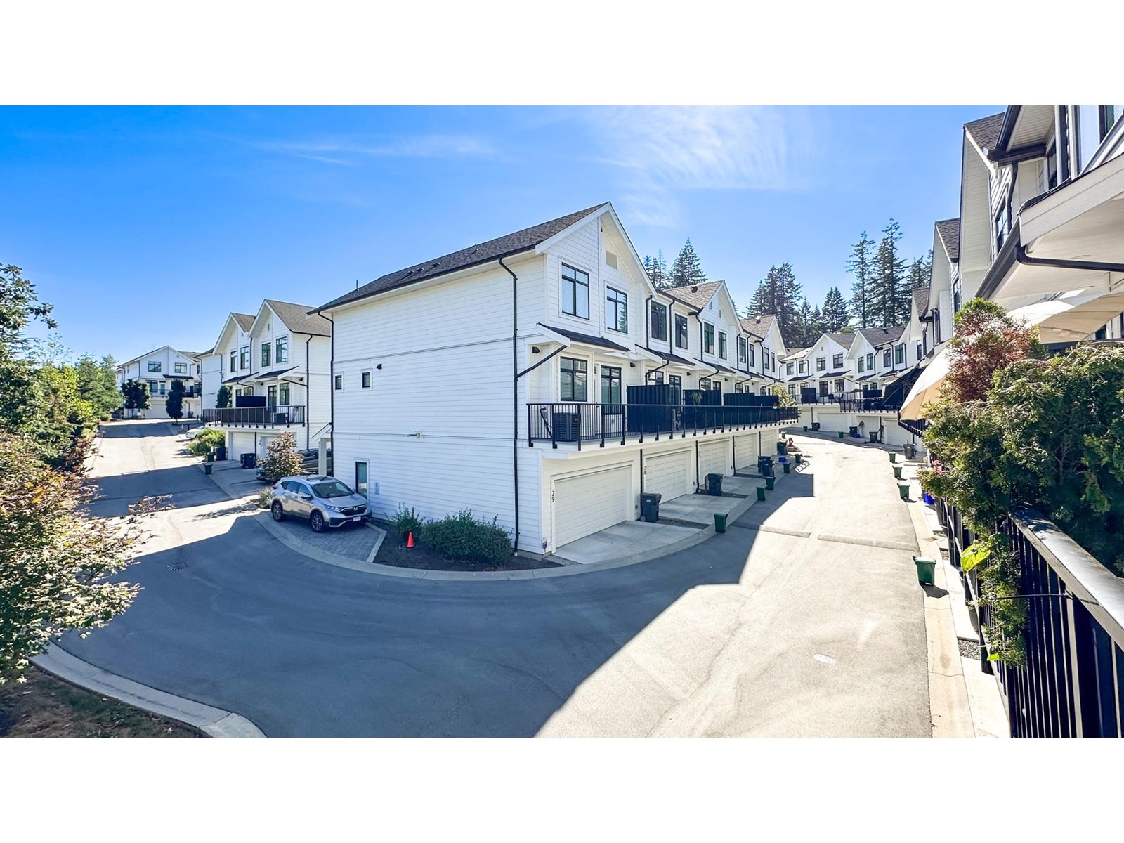 Photo 19 of 20 17557 100 Avenue, Surrey BC