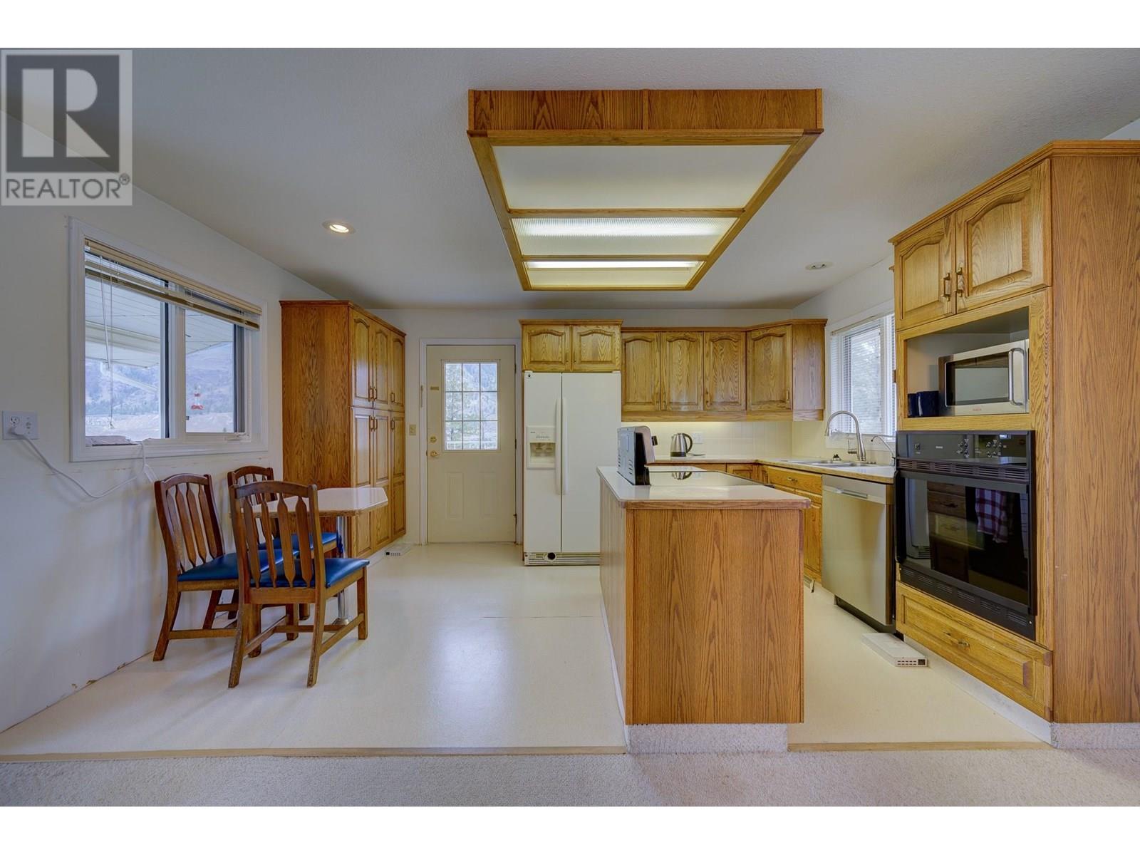 Photo 26 of 1315 B Hook Road, Kamloops BC