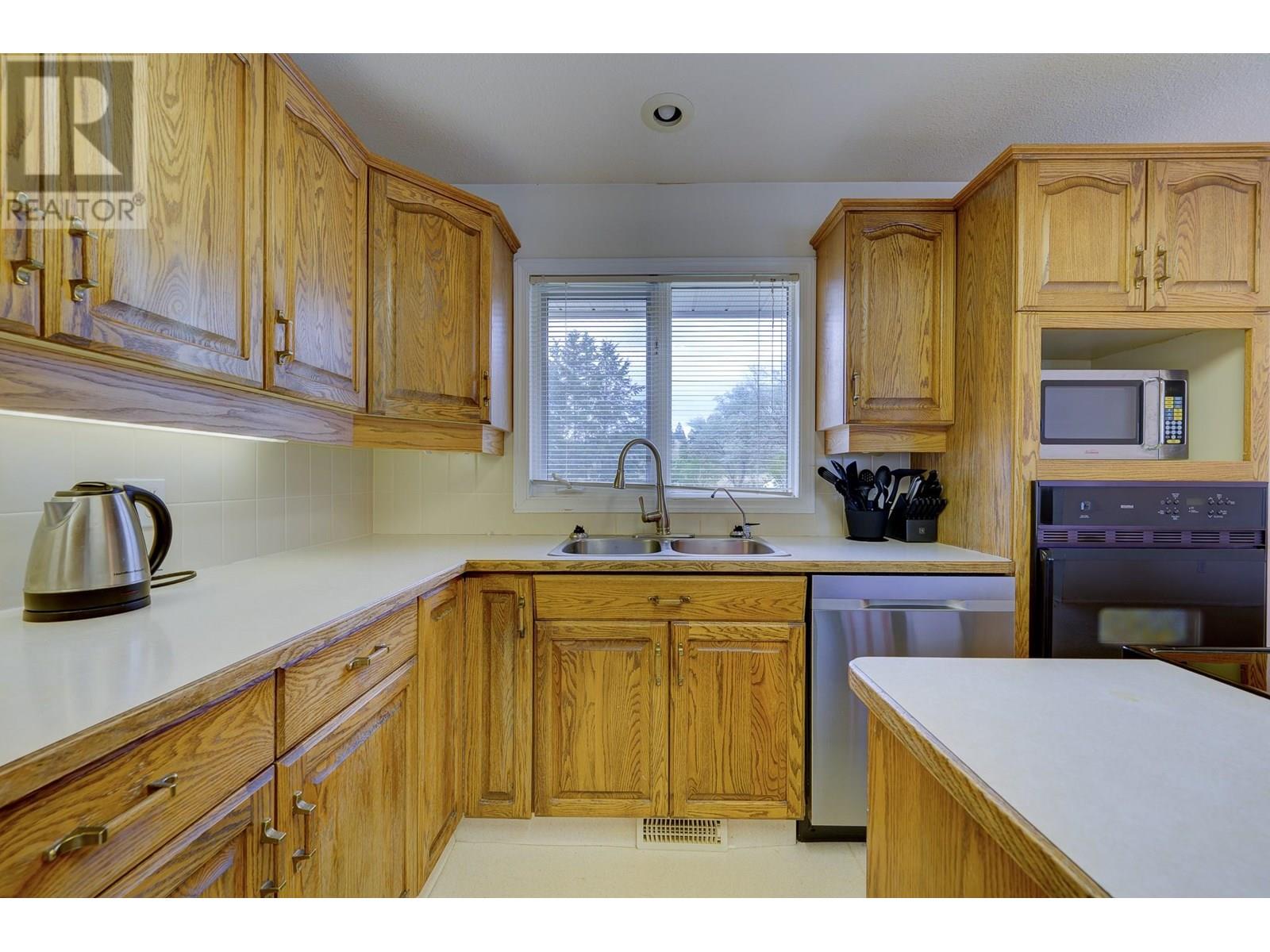 Photo 27 of 1315 B Hook Road, Kamloops BC