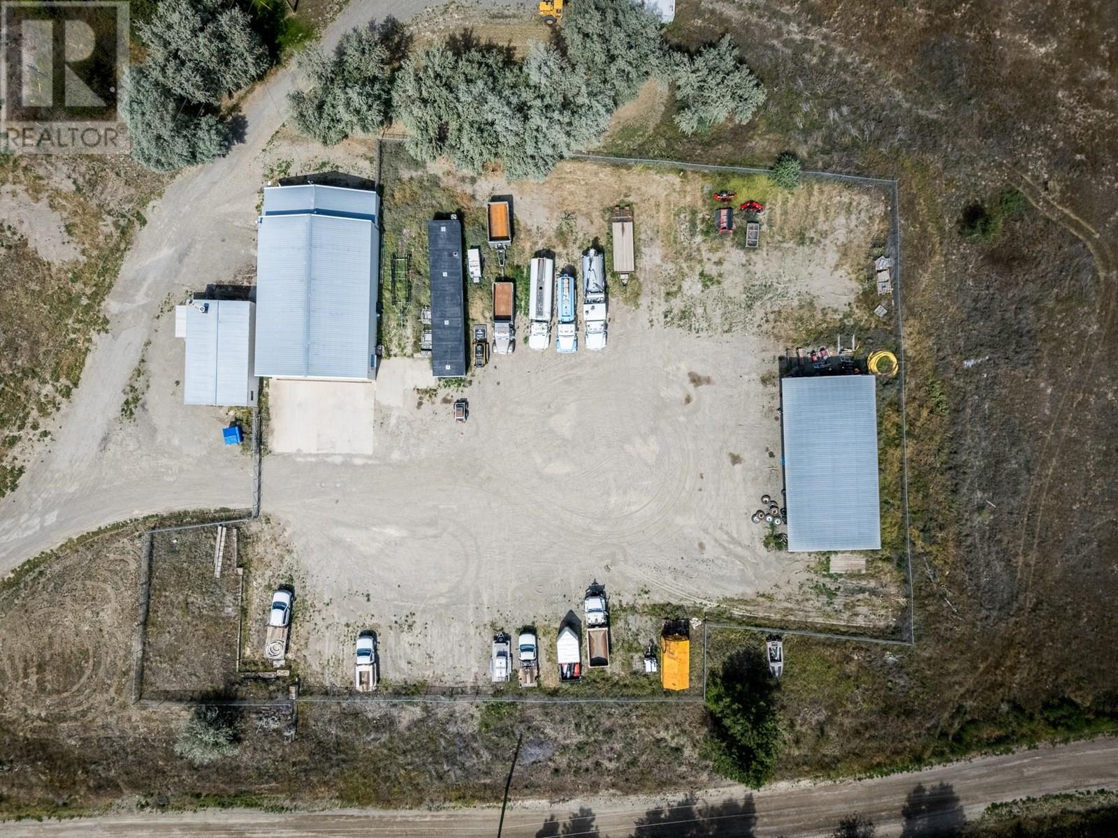 Photo 3 of 1315 B Hook Road, Kamloops BC