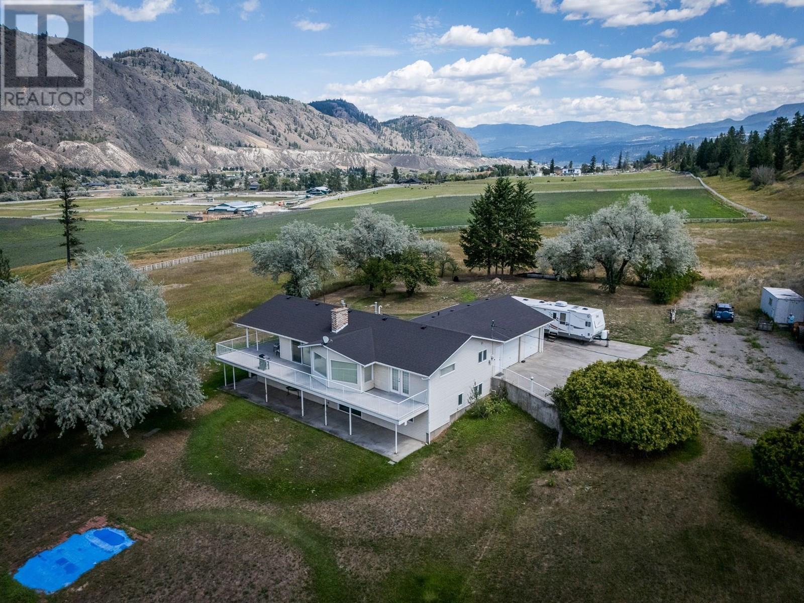 Photo 6 of 1315 B Hook Road, Kamloops BC