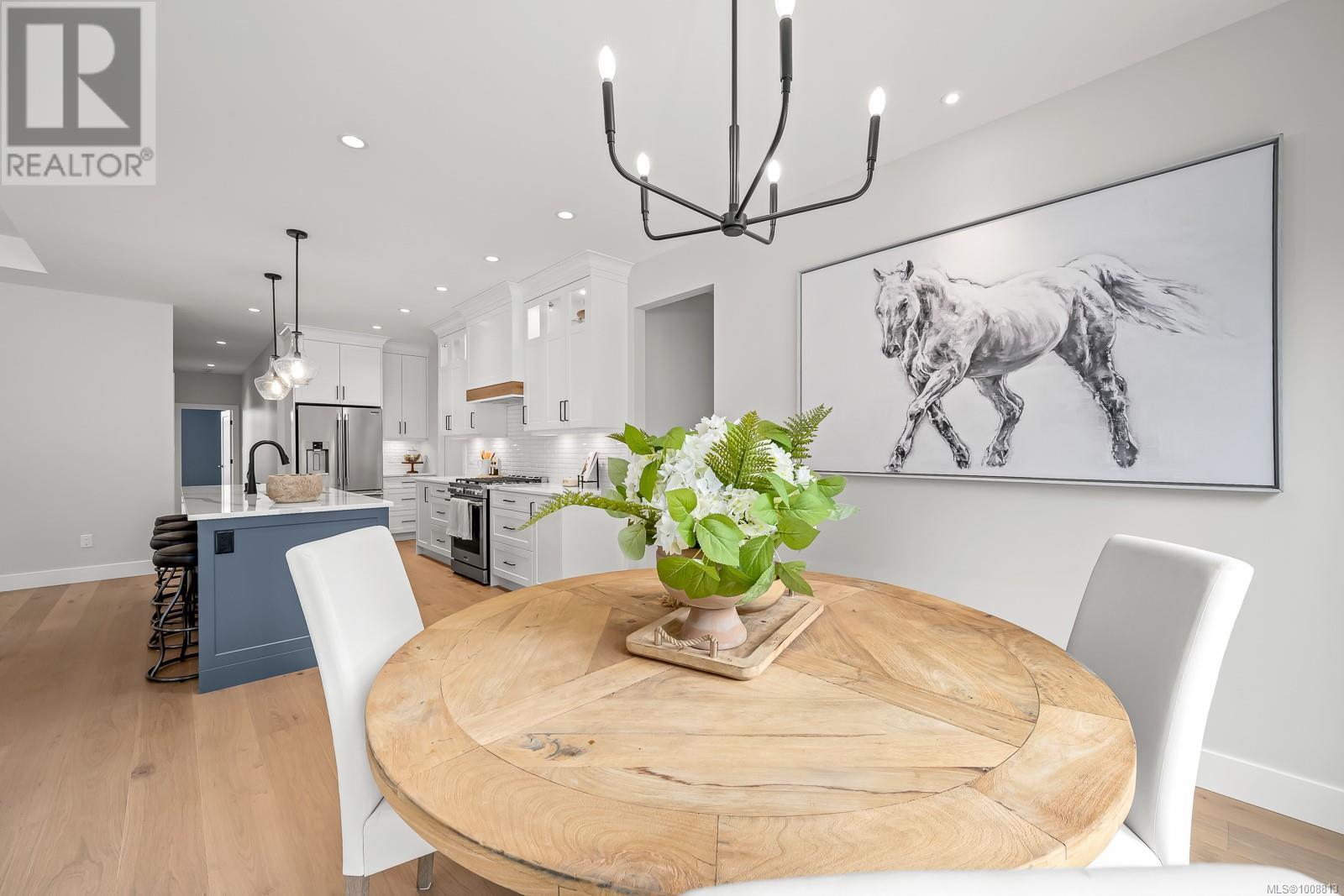 3275 Marygrove Pl, Courtenay