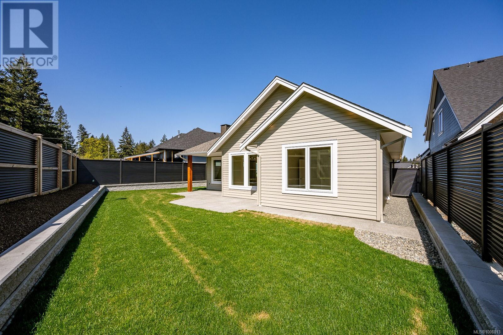 3275 Marygrove Pl, Courtenay
