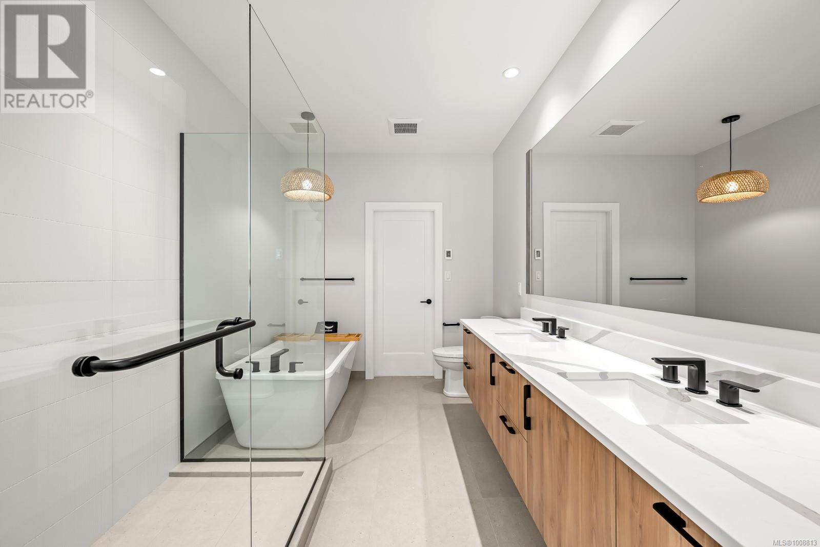 3275 Marygrove Pl, Courtenay