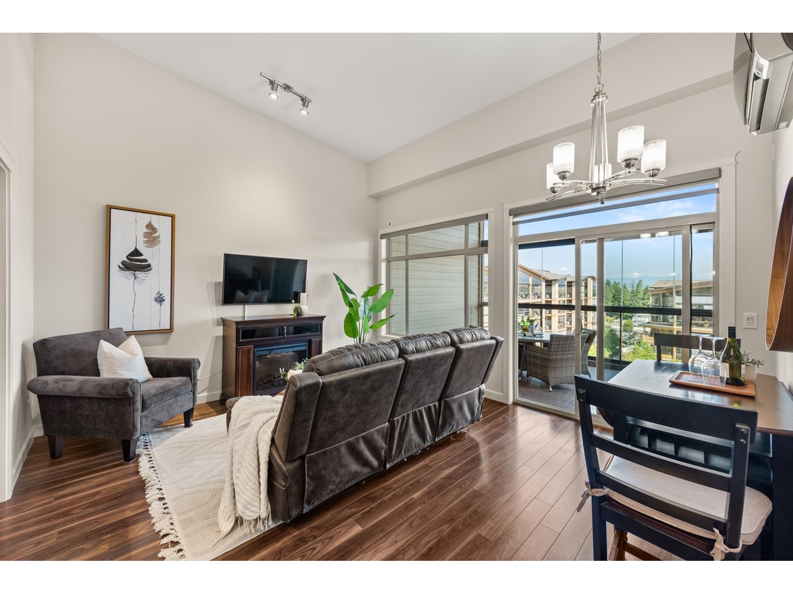 Photo 4 of 618 2860 Trethewey Street, Abbotsford BC