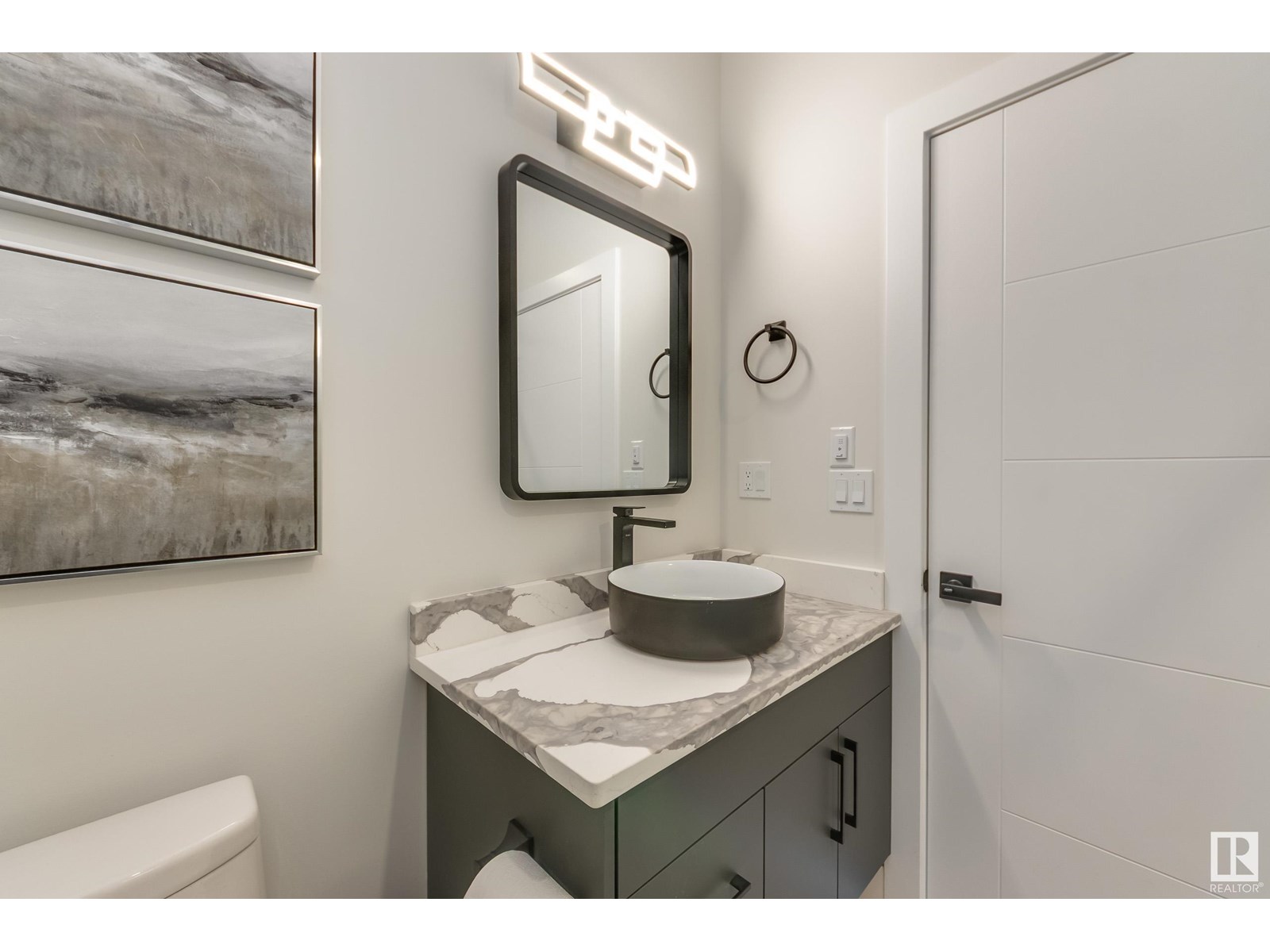 Photo 30 of 4715 Woolsey Common Sw, Edmonton AB