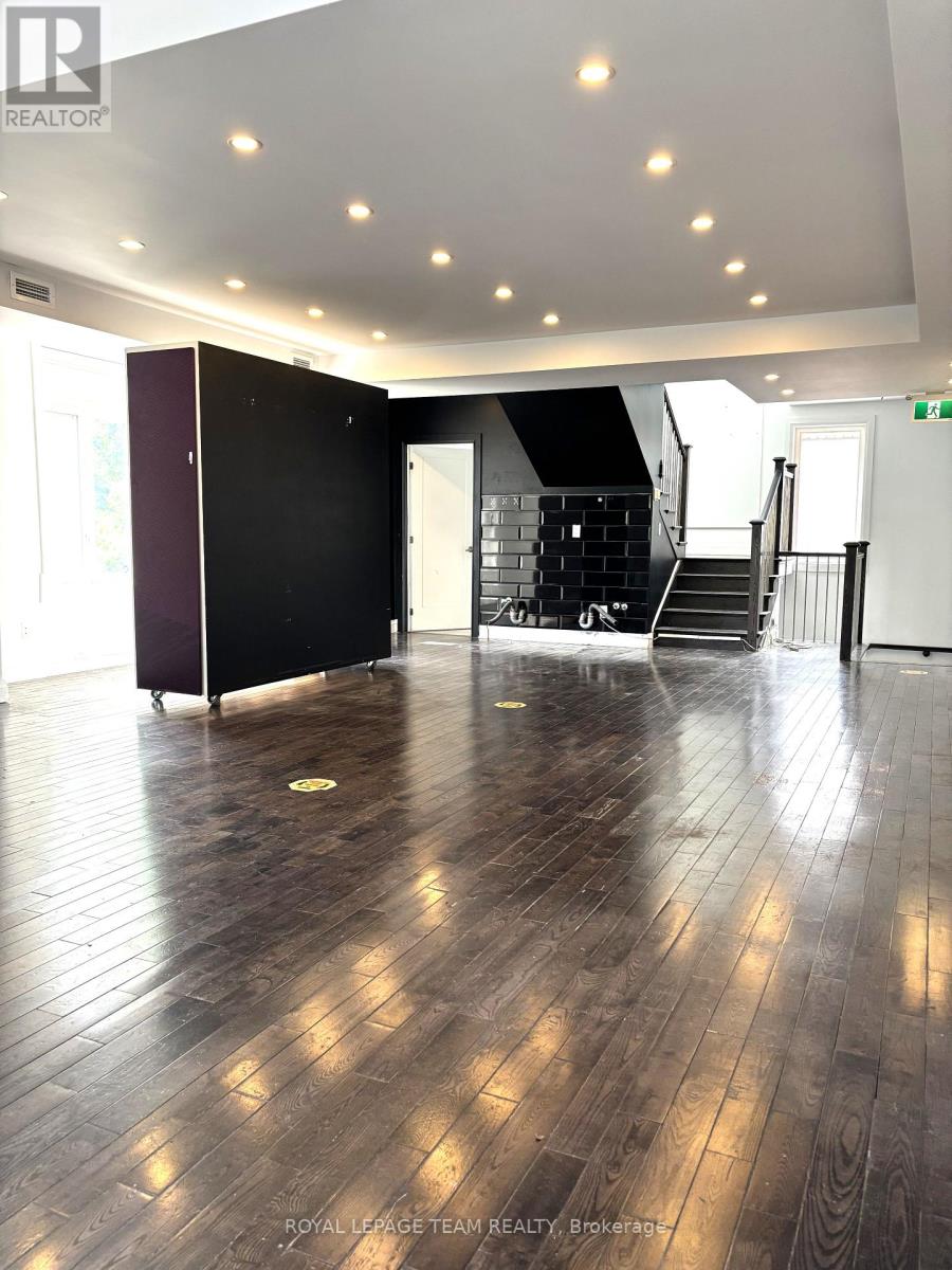 Photo 1 of 551 Somerset Street W, Ottawa ON