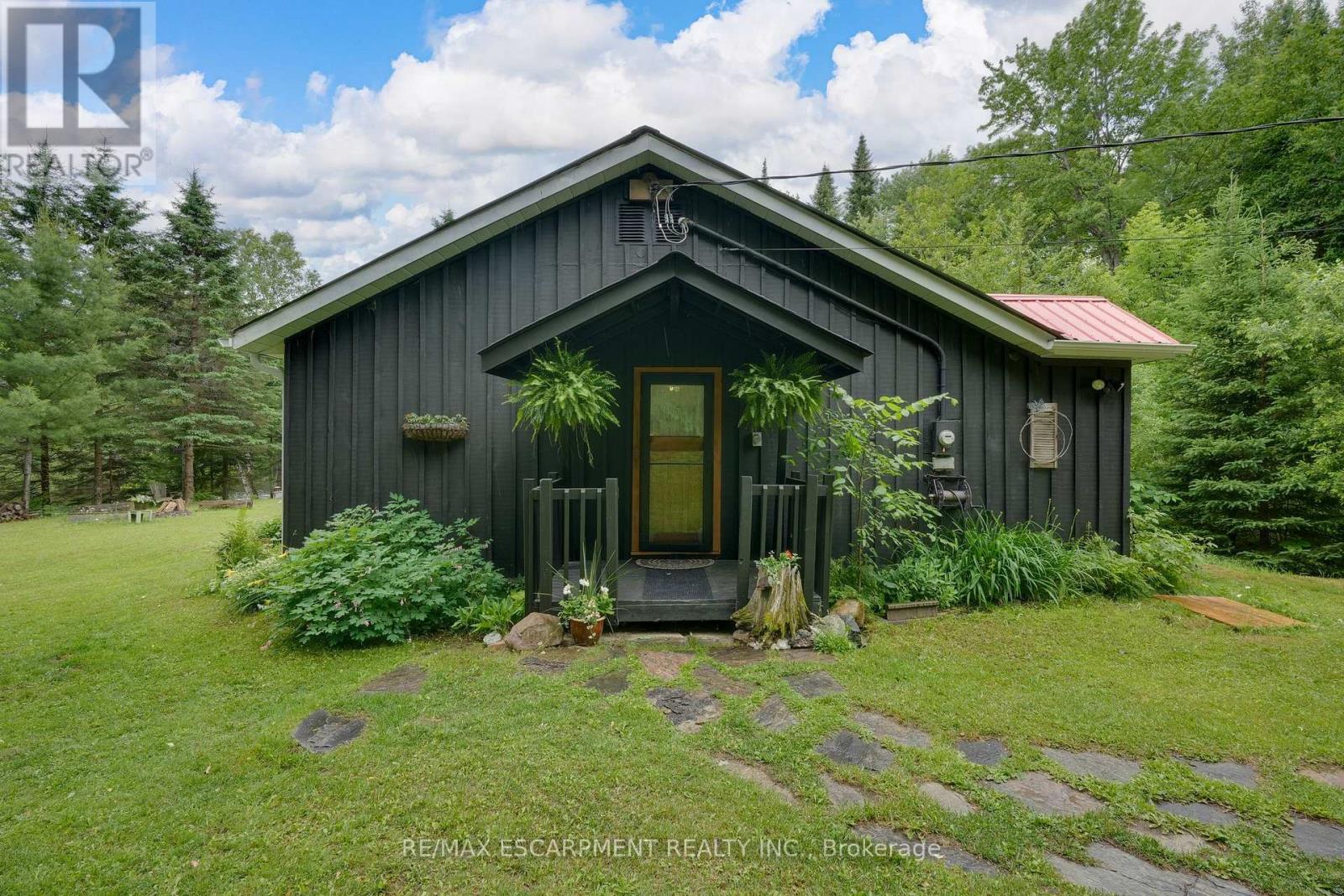 Photo 12 of 223 Laneige Avenue, Huntsville ON