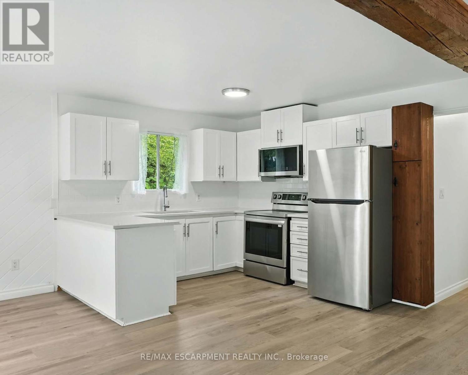 Photo 19 of 223 Laneige Avenue, Huntsville ON