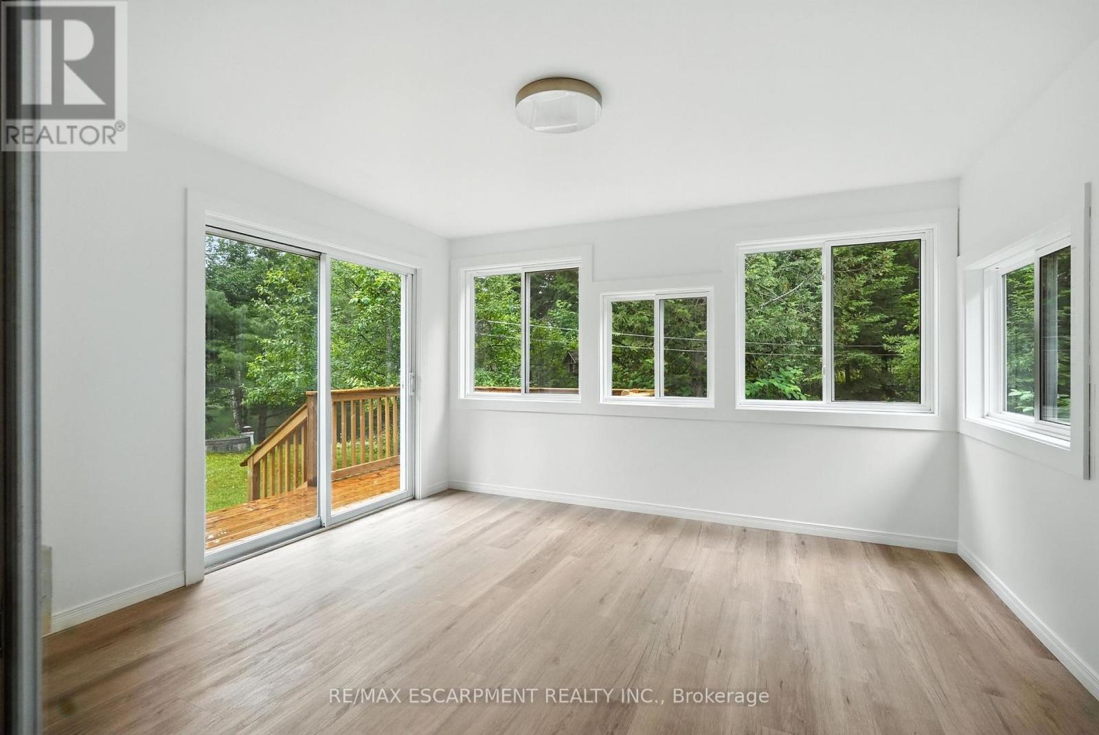 Photo 21 of 223 Laneige Avenue, Huntsville ON