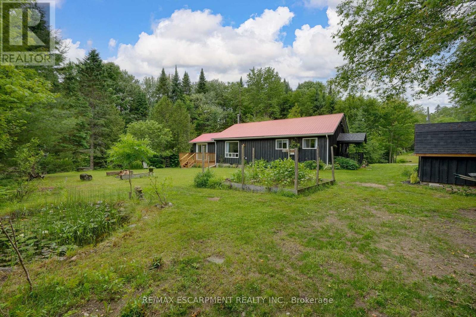 Photo 40 of 223 Laneige Avenue, Huntsville ON