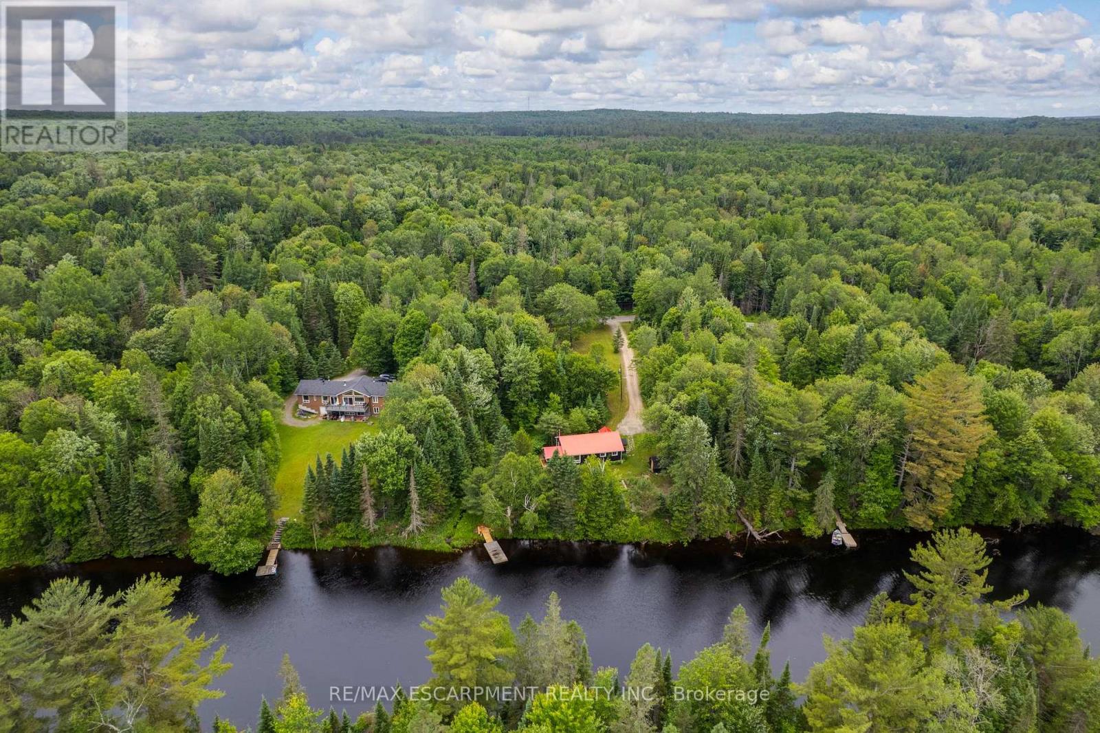 Photo 15 of 223 Laneige Avenue, Huntsville ON
