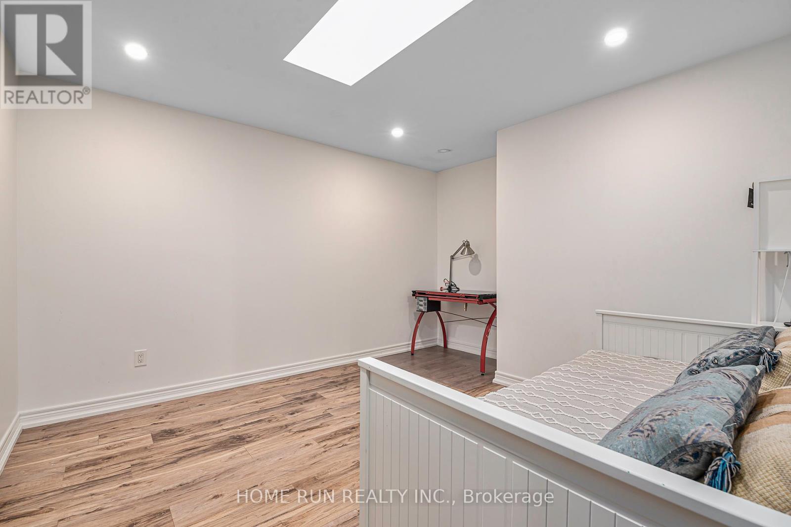 Photo 17 of 2840 Barlow Crescent, Ottawa ON