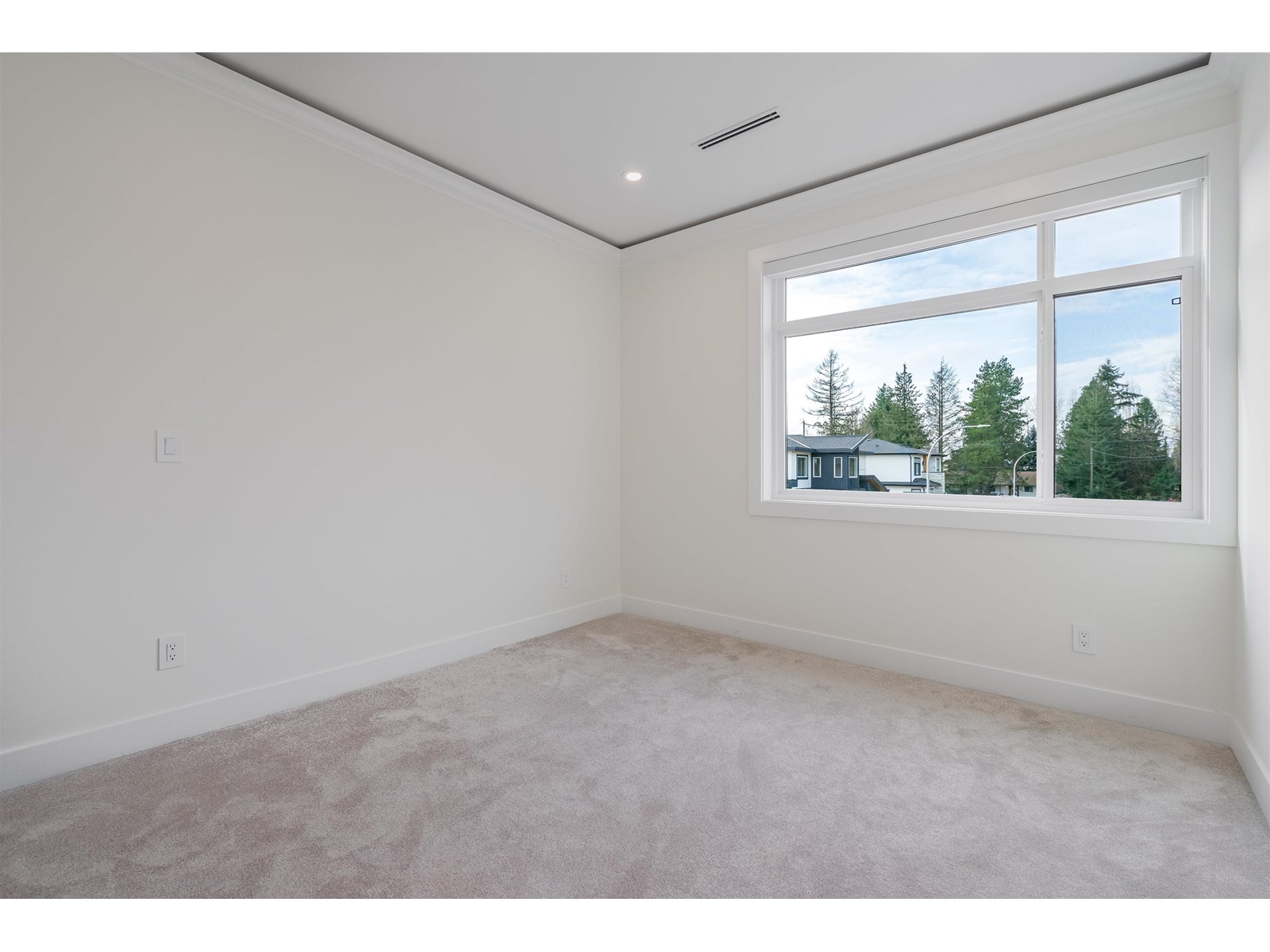Photo 25 of 7158 204 A Street, Langley BC