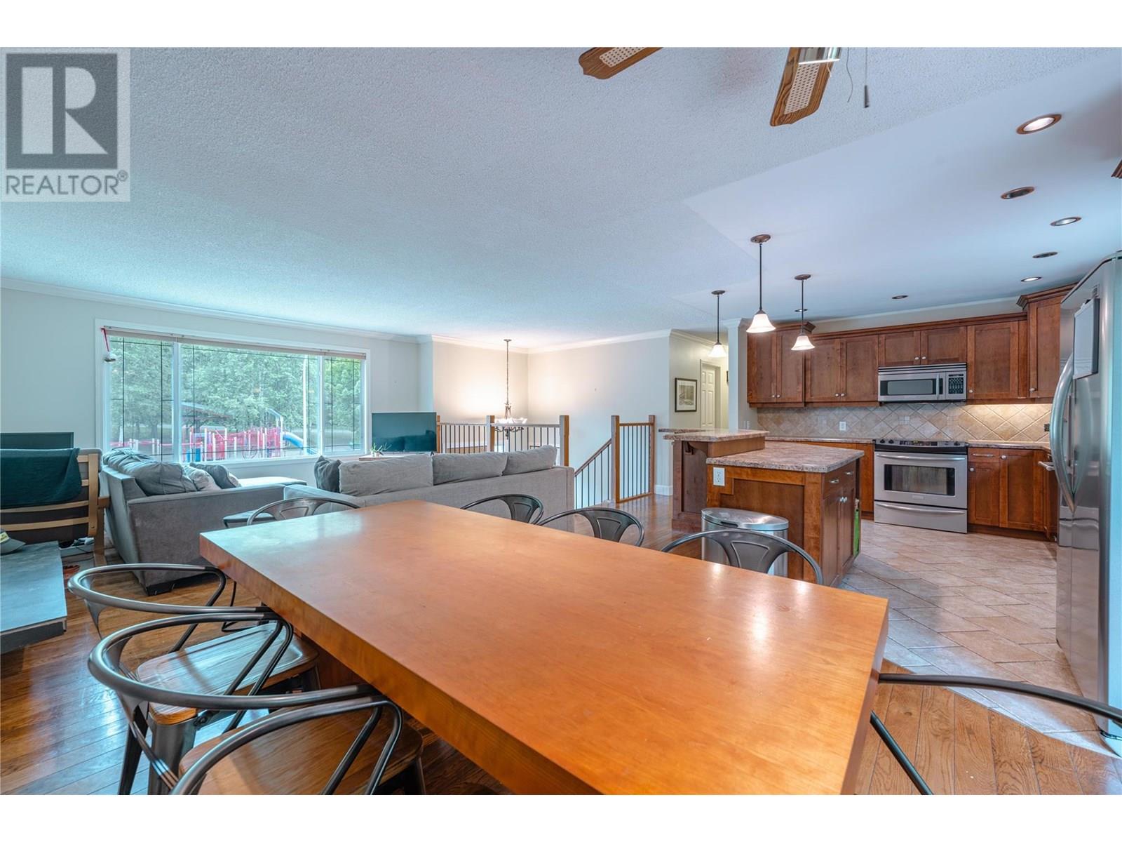109 Colbeck Road, Revelstoke